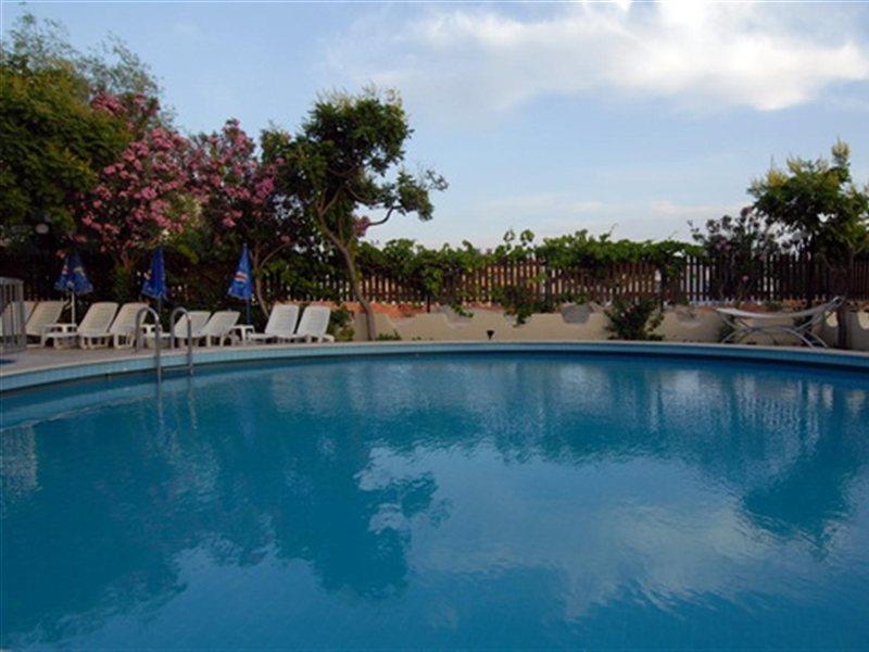 Otel Hawaii 2